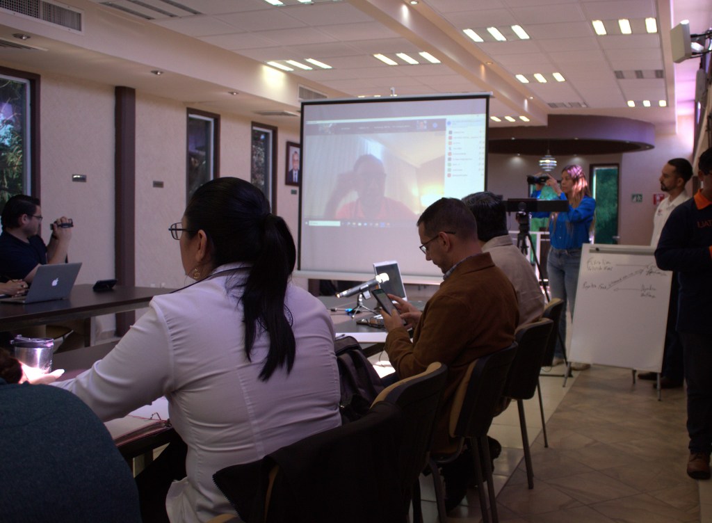 Asistentes a la conferencia- taller