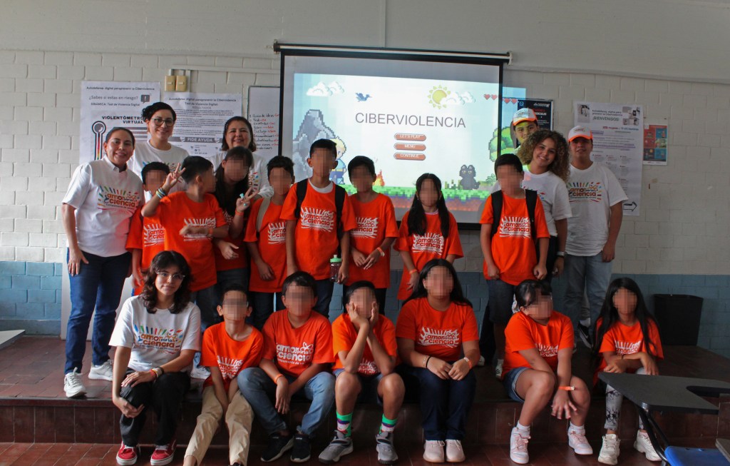 Formando Ciudadanos Digitales Seguros durante el Campamento de Verano&nbsp;UAT